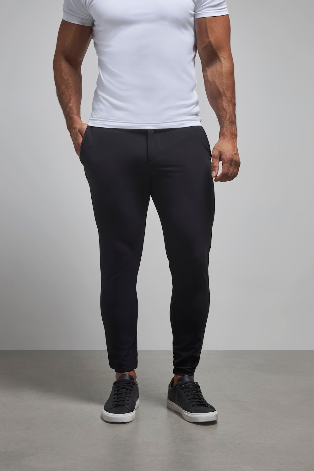 Everyday Tech Pants in Black