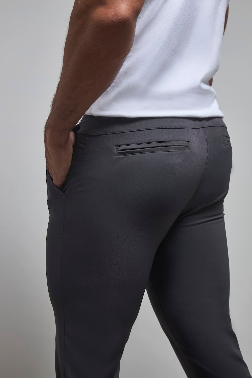 Everyday Tech Pants in Graphite