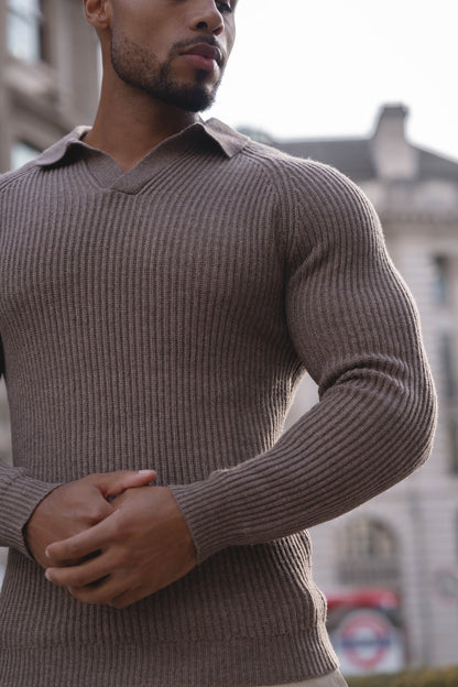 Fisherman Rib Open Collar Polo Shirt in Brown