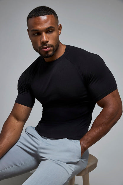 Athletic Fit T-Shirt in Black