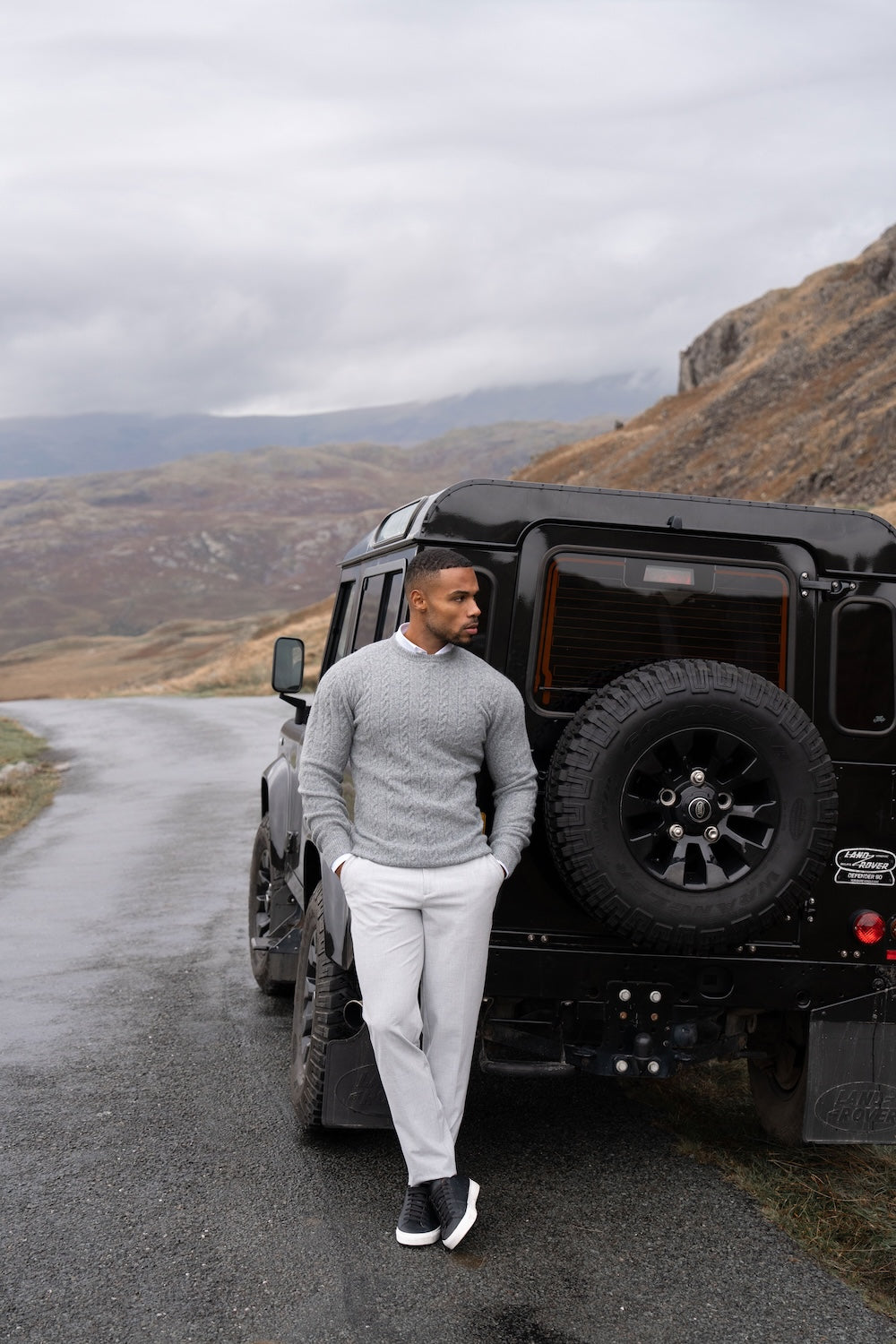 Soft Cable Crew Neck Sweater in Mid Grey