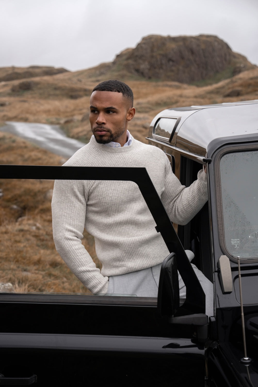 Fisherman Crew Neck Sweater in Soft Grey